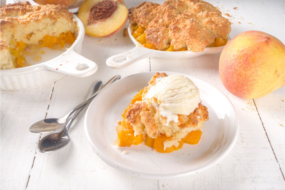 15 Best Keto Peach Cobbler Recipes To Try Today