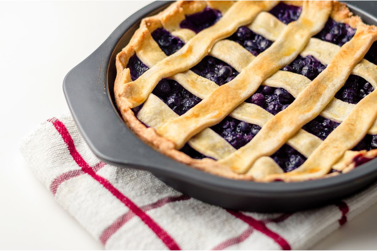 Does Blueberry Pie Need To Be Refrigerated (1)