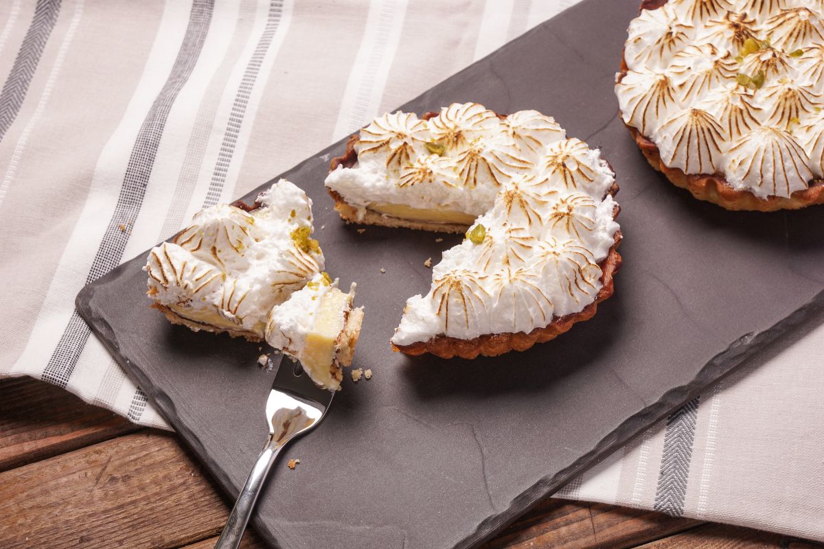 15-Amazing-Cool-Whip-Pie-Recipes-To-Make-At-Home