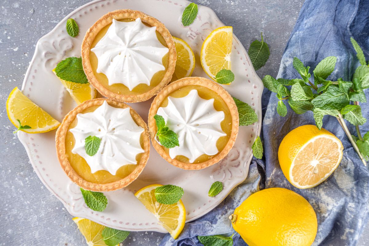 15-Amazing-Mini-Lemon-Tart-Recipes-To-Make-At-Home