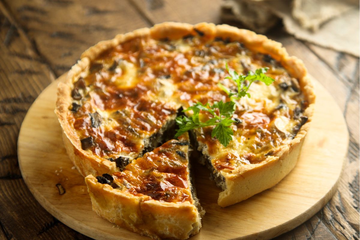 15 Awesome Hamburger Quiche Recipes To Try Today (4)