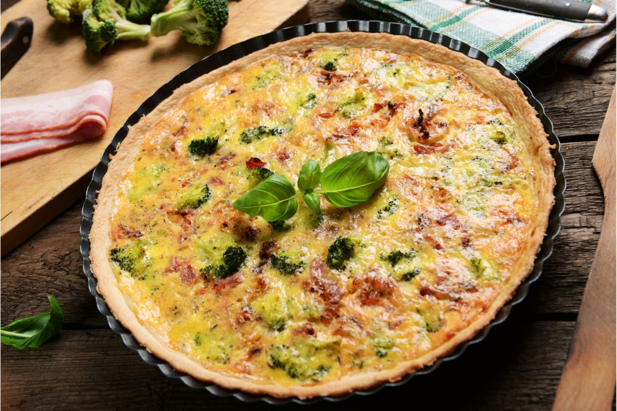 15 Awesome Hamburger Quiche Recipes To Try Today (7)