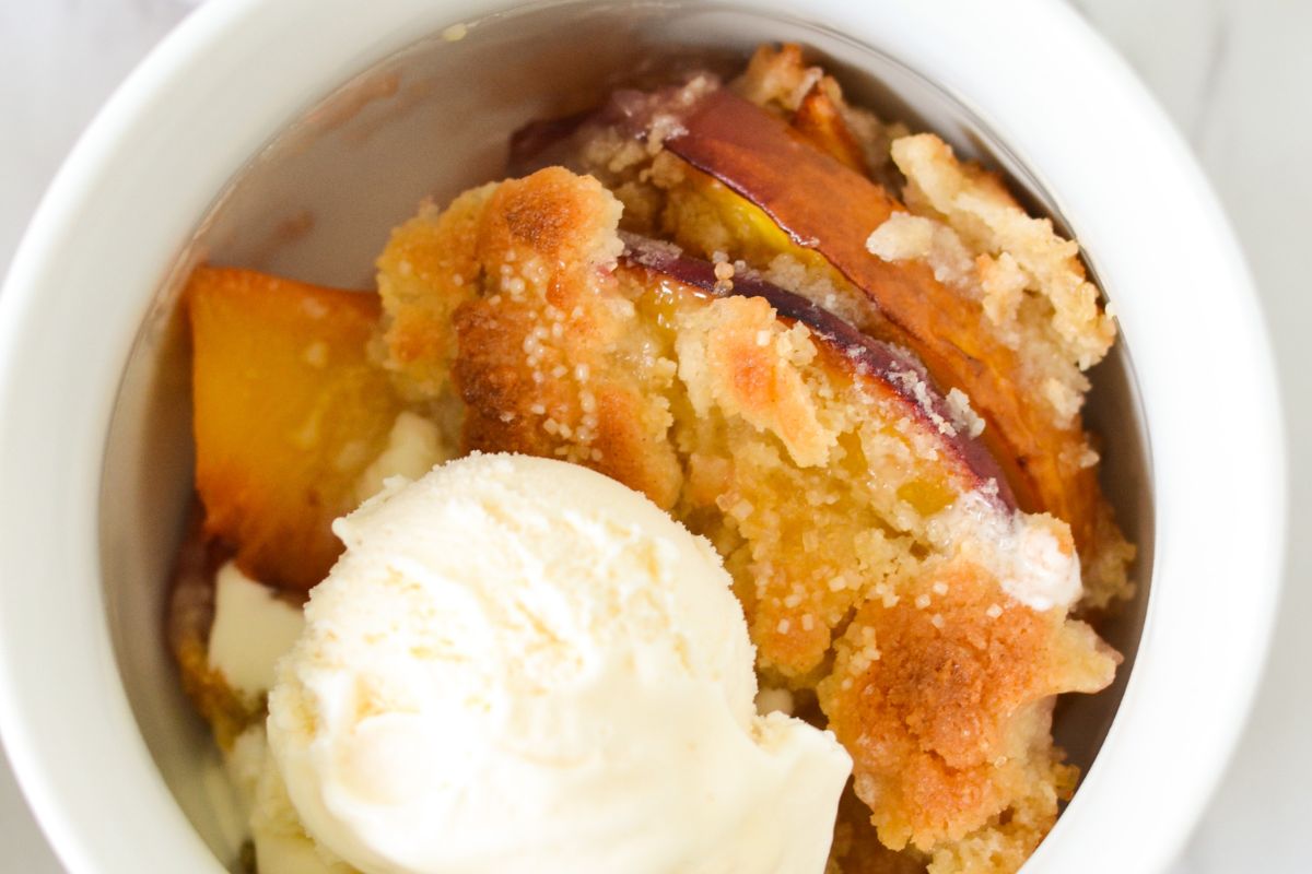 15 Best Mini Peach Cobbler Recipes To Try Today (1)