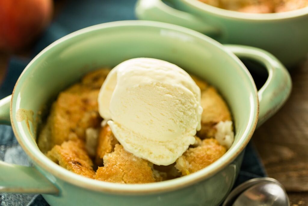 15 Best Mini Peach Cobbler Recipes To Try Today - Eat Kanga