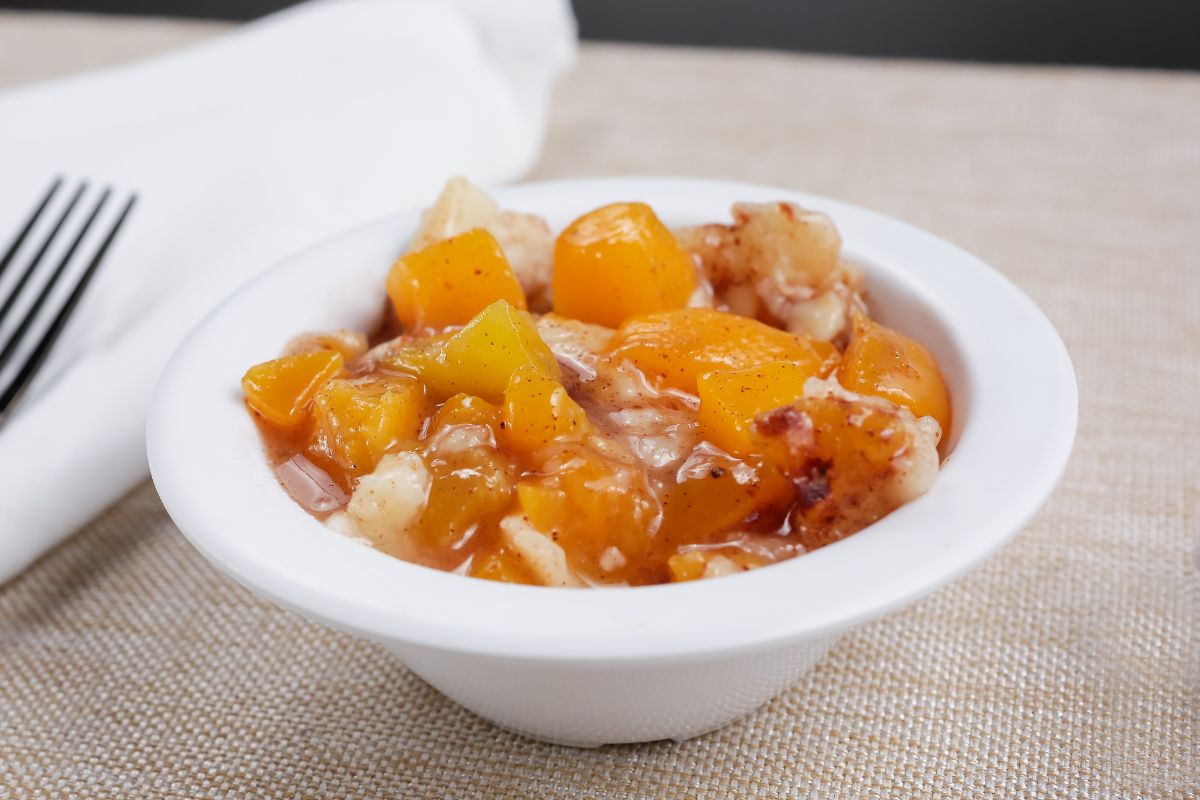 15 Best Mini Peach Cobbler Recipes To Try Today (5)