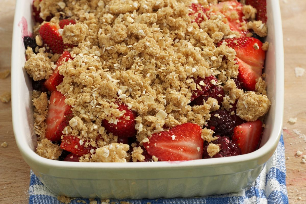 15 Best Strawberry Cobbler Recipes To Try Today