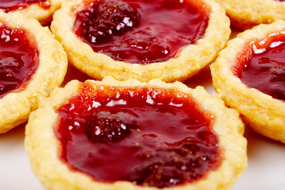 15 Delicious Jam Tart Recipes You Will Love