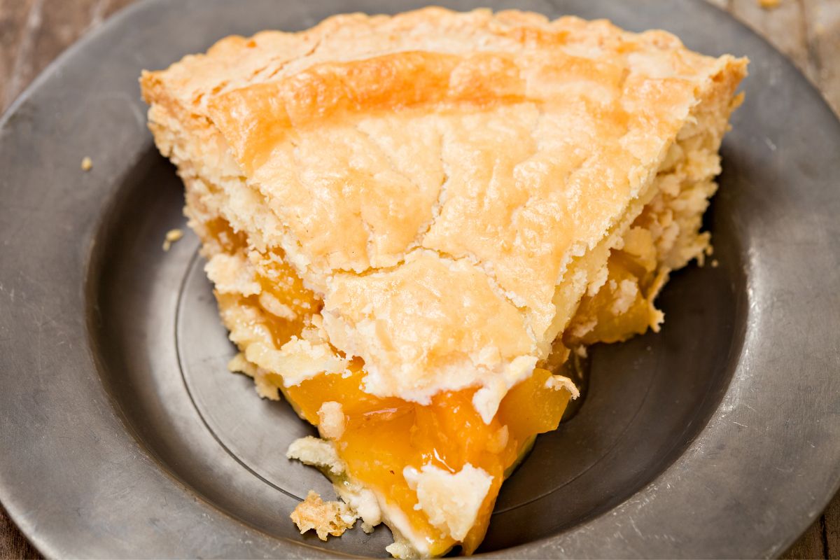 15 Delicious Peach Crumb Pie Recipes You Will Love