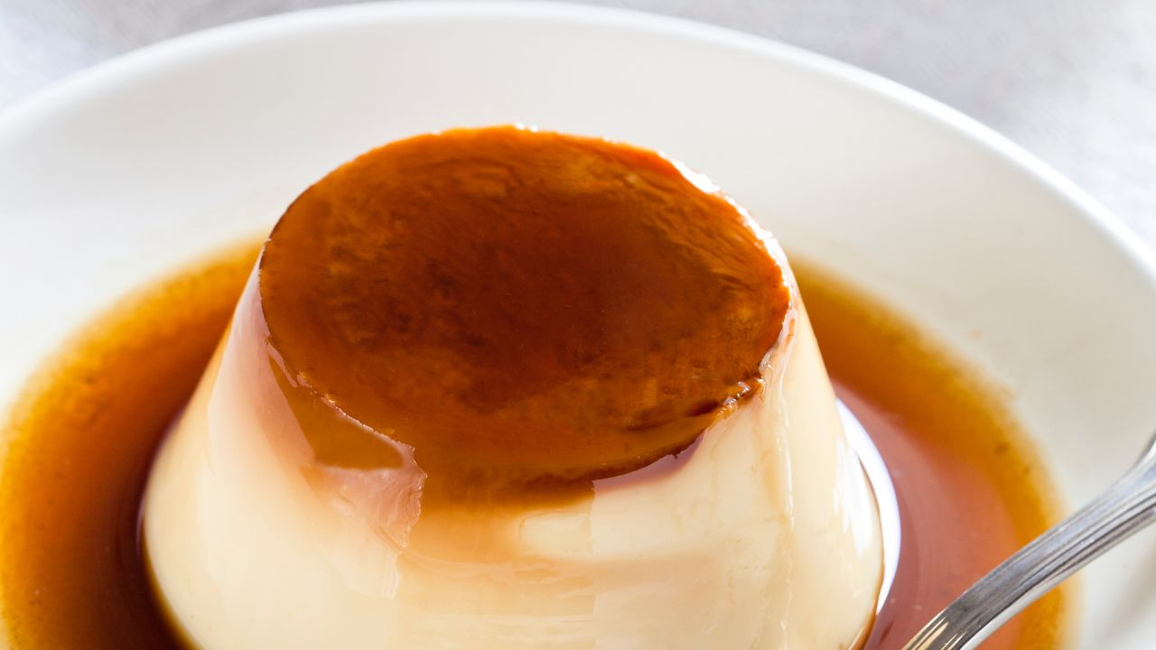 15 Incredible Mini Flan Recipes For Home Cooks (2)