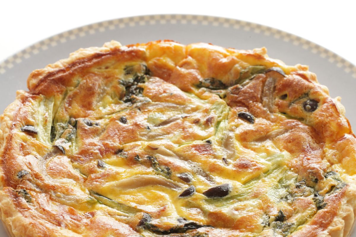 Dairy-Free Spinach And Bacon Quiche