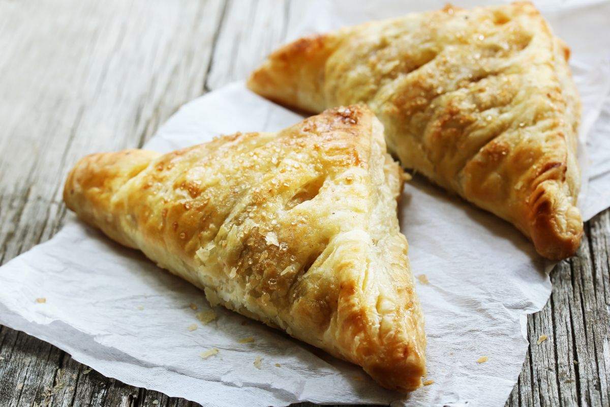 Easy Pumpkin Turnovers