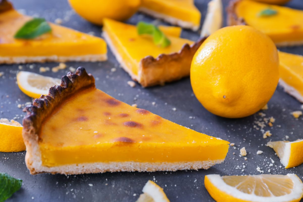Lemon Chess Pie - Easy And Delish 
