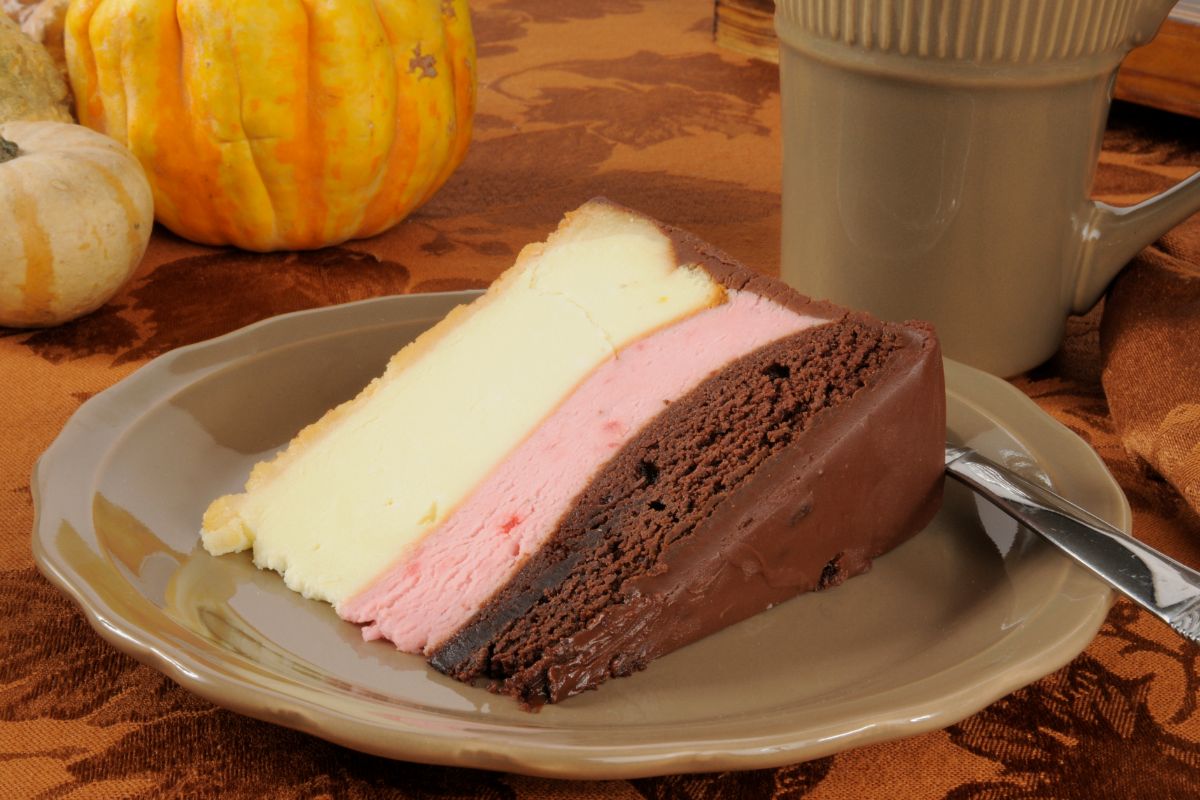 Neapolitan Marble Cheesecake