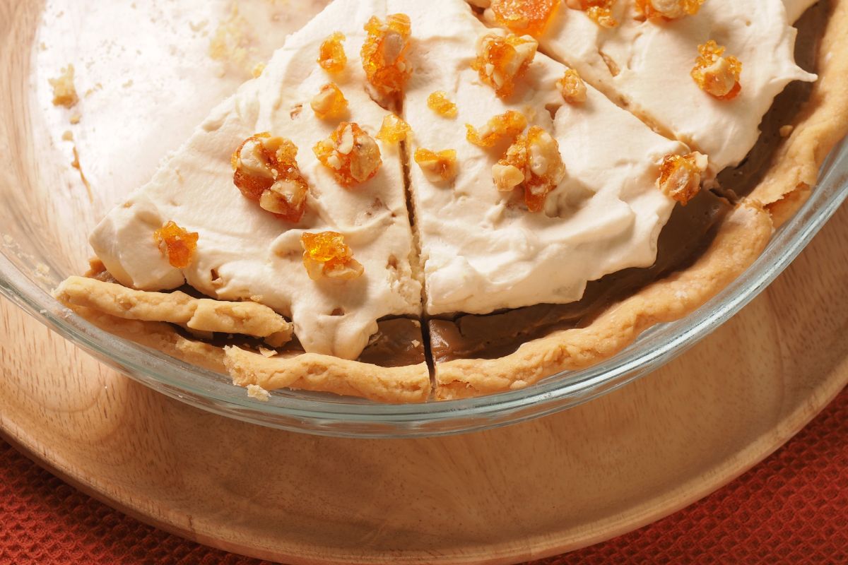 Butterscotch Praline Cream Pie