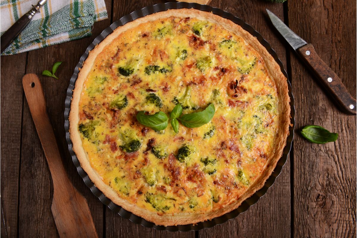 Sausage, Roasted Red Pepper, And Spinach Quiche