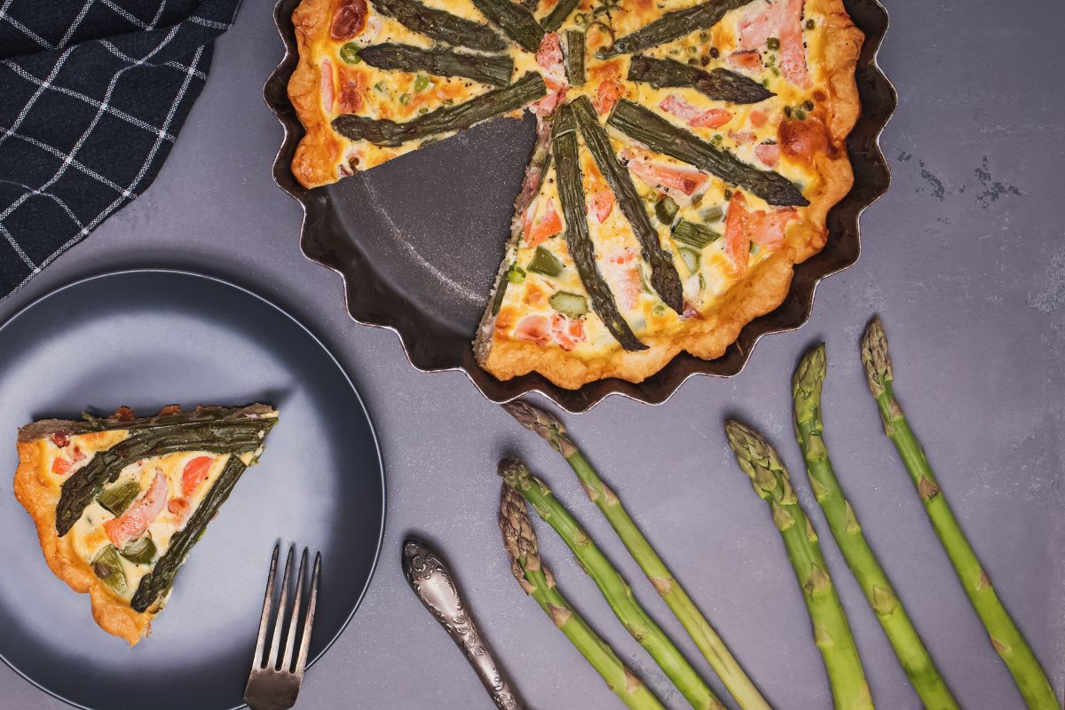 Smoked Salmon And Asparagus Quiche