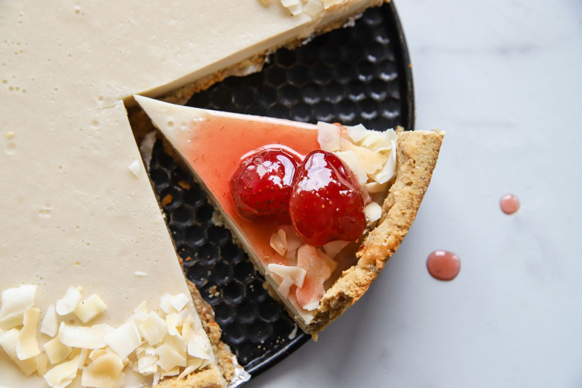 Strawberry And Coconut Icebox Pie