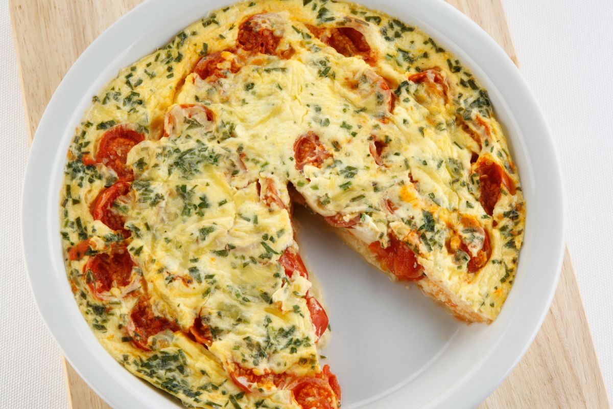 Tomato And Cheese Frittata Pie