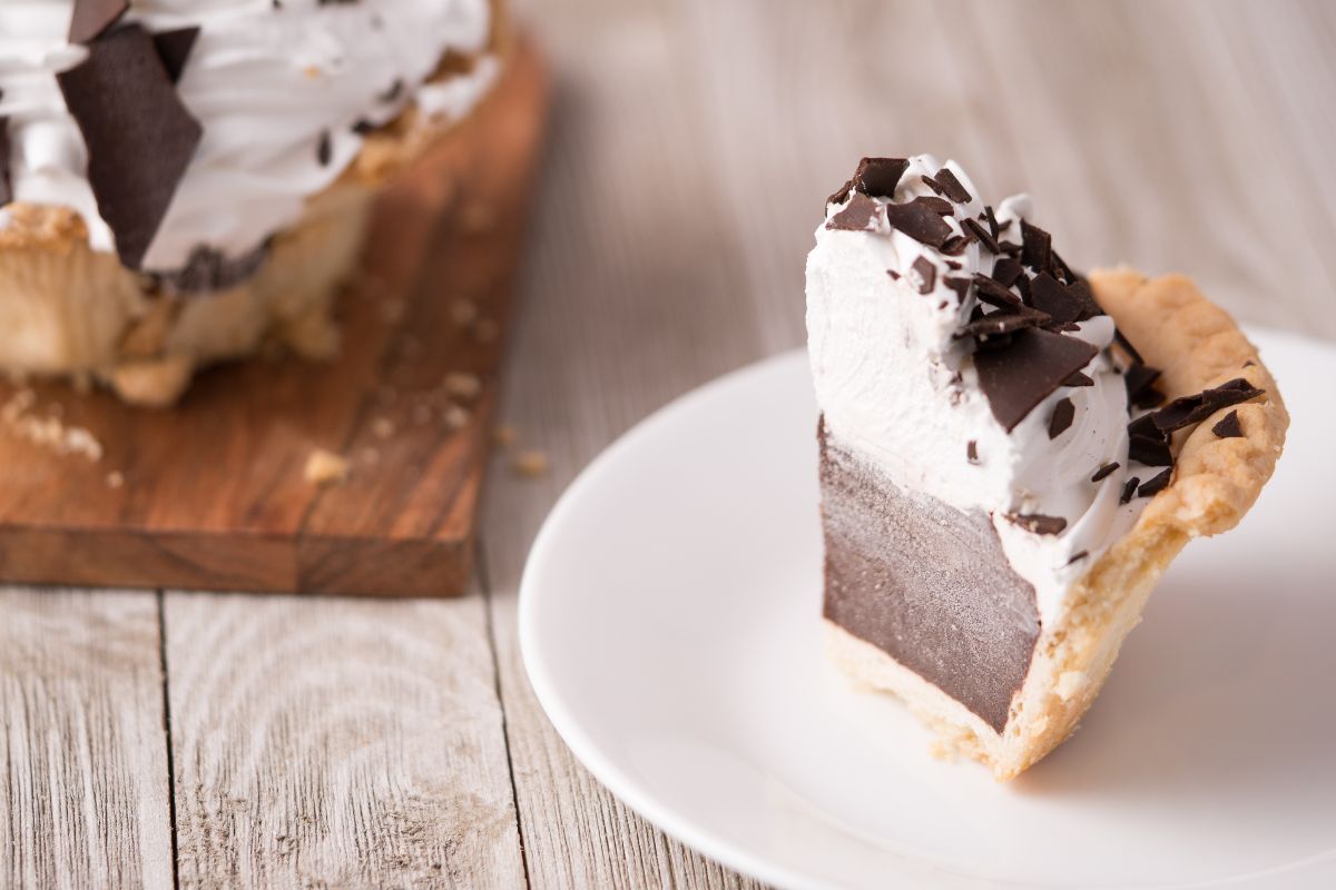 Mile High Chocolate Cream Pie