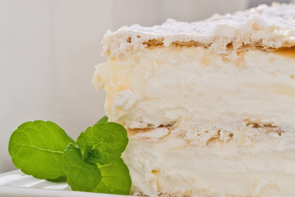 Oatmeal Cream Pie Ice Cream Pie