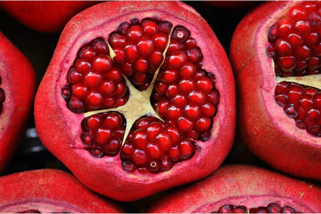 How To Add Pomegranate To Your Diet