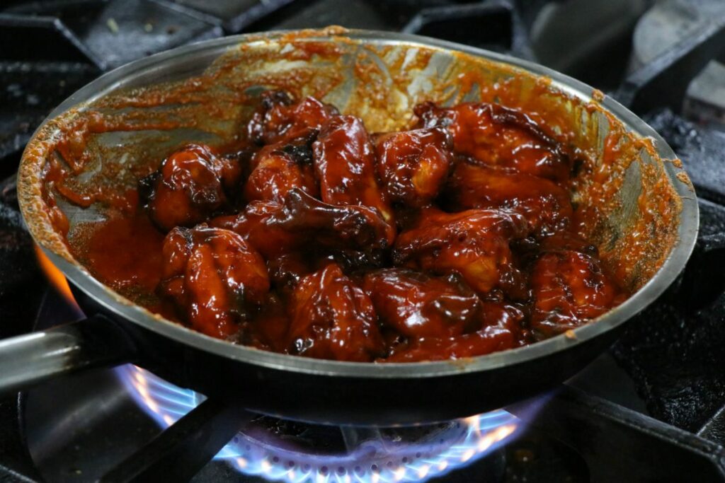 4-best-ways-to-reheat-buffalo-wild-wings-boneless-wings-eat-kanga