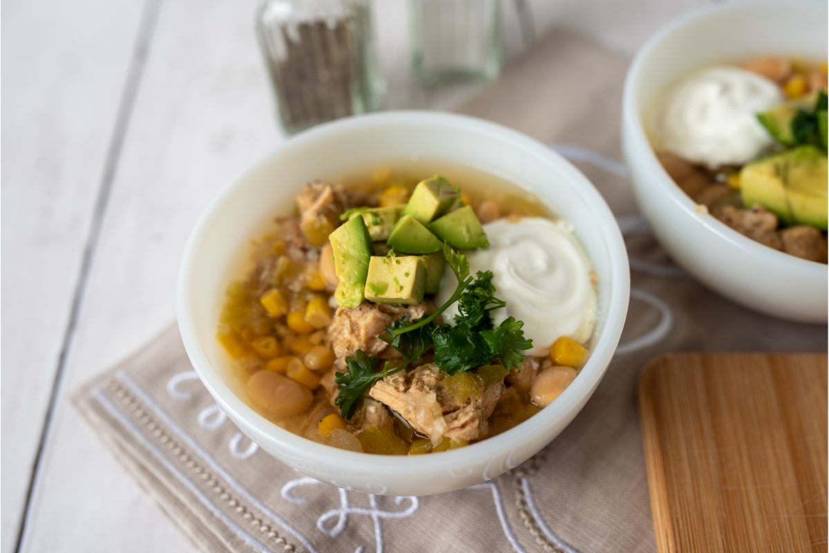 The Best Sides To Serve With White Chicken Chili: 48 Ideal Options