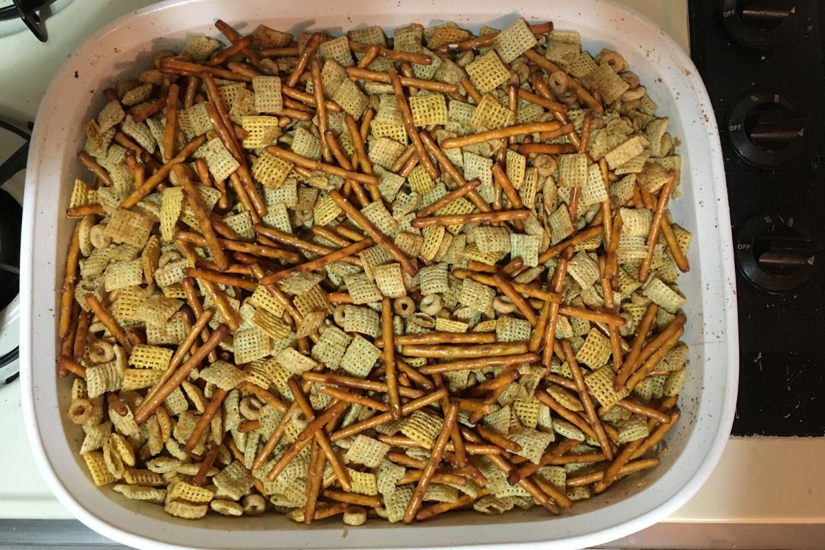 The Ultimate White Trash Snack Mix Recipe (1)