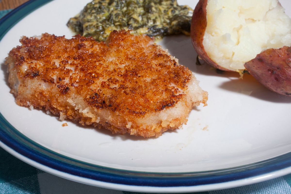 What Is The Best Way To Reheat Breaded Pork Chops?