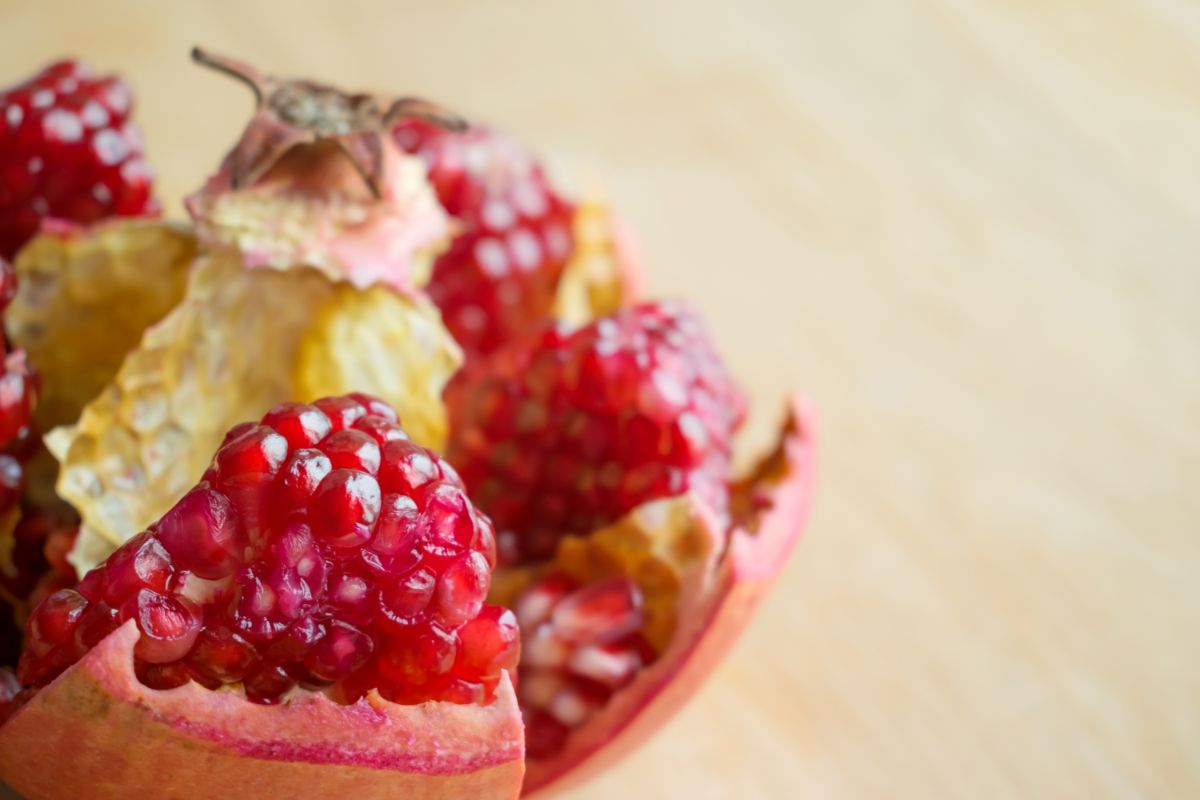 How To Eat A Pomegranate