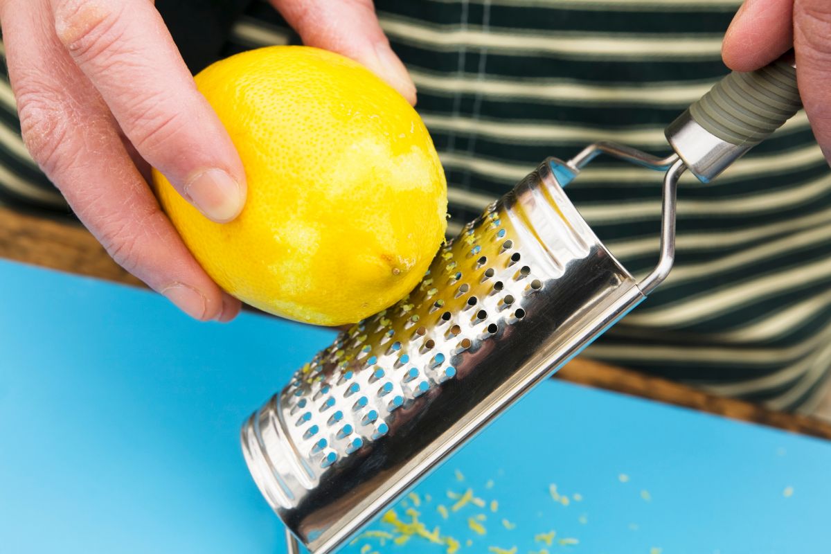 How To Zest A Lemon