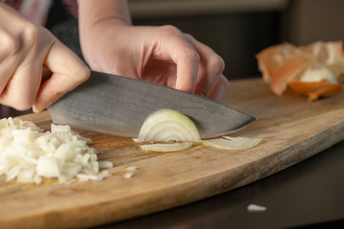 How to Cut an Onion