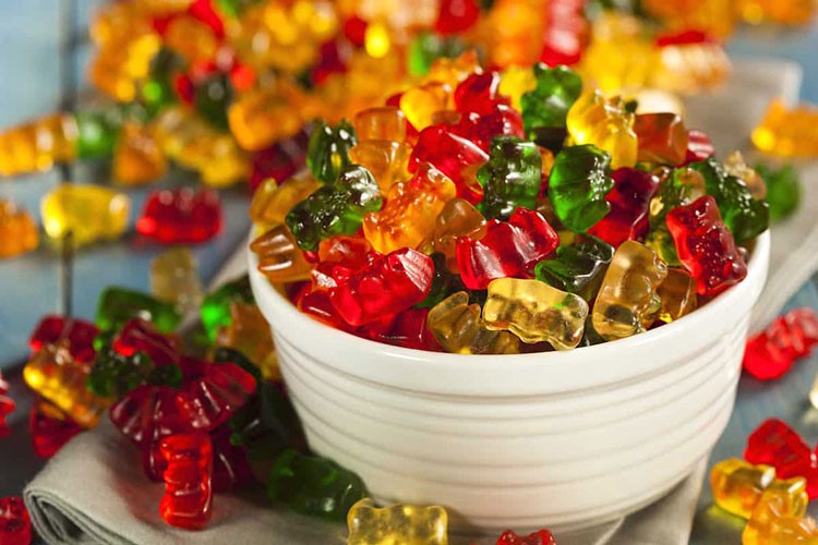The advantages of coating homemade gummy bears