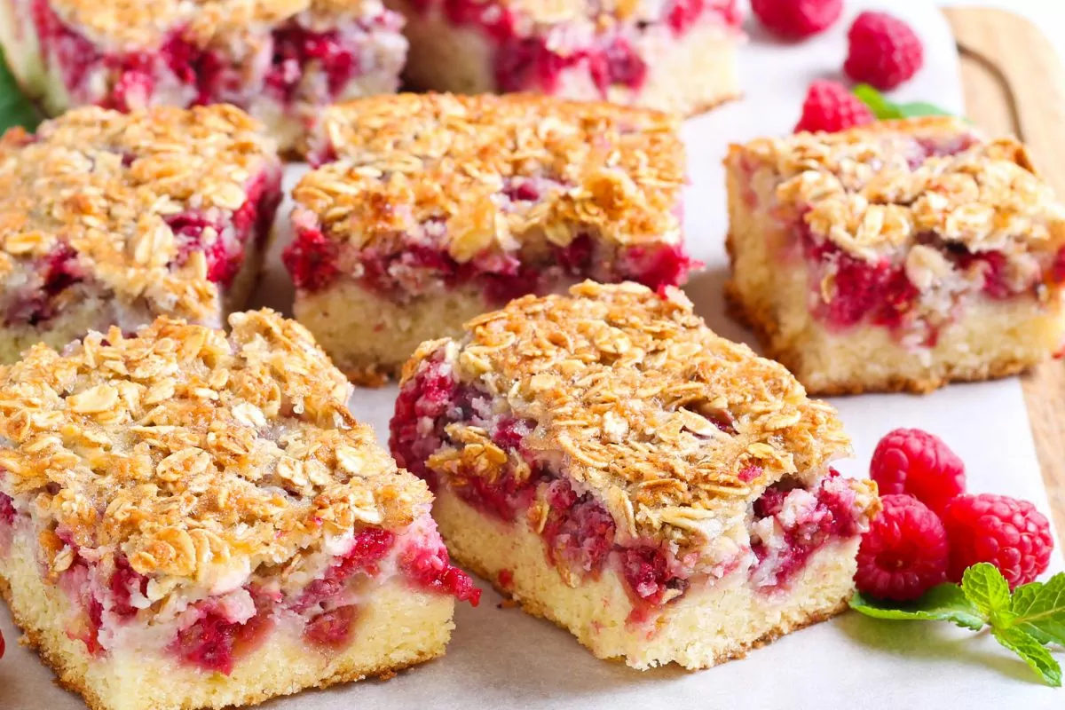 15 Best Raspberry Crumble Recipes To Try Today