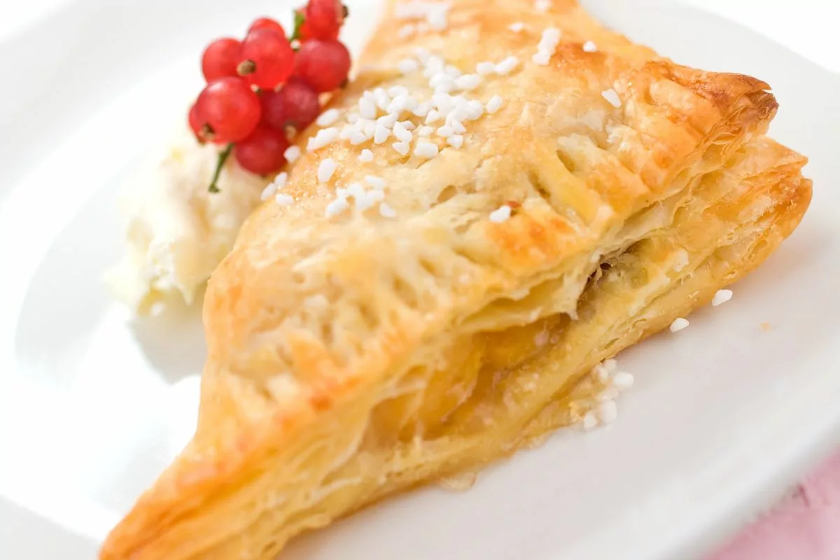 15 Marvelous Peach Turnover Recipes That You Will Adore